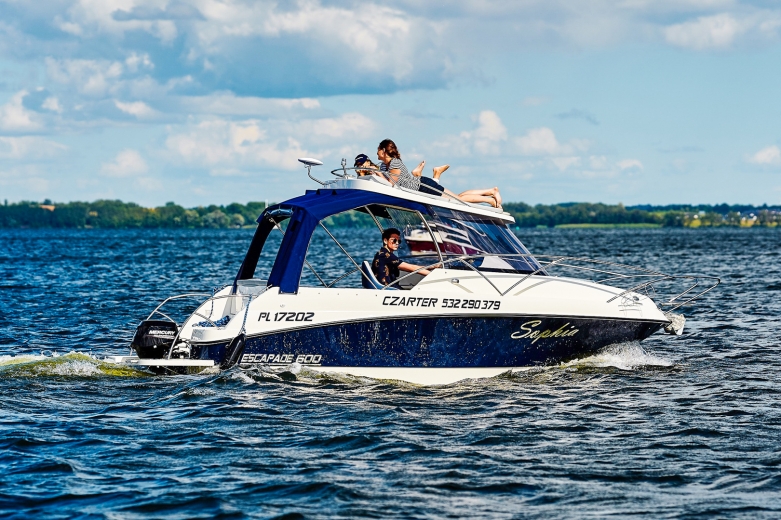 
                                                 Escapade 600
                                            